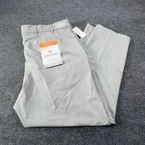 Van Heusen Traveler Even Temp Mens 42x30 Gray Straight Fit Stretch Dress Pants
